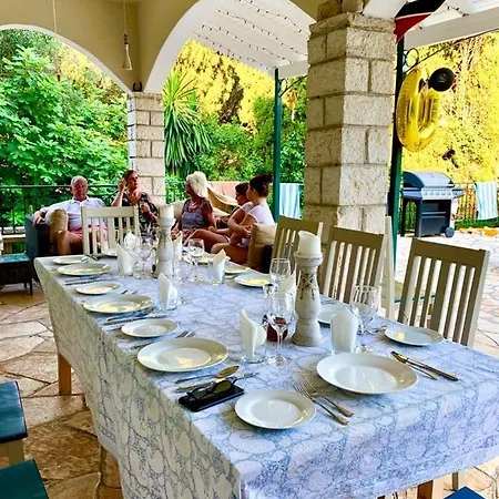 Rex - A Little Piece Of Heaven!